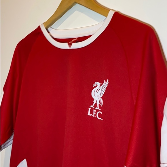 NEW Liverpool FC Men’s Soccer Jersey - Picture 2 of 7